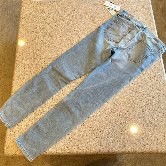 Kut from the Kloth Jeans - Picture 6 of 8